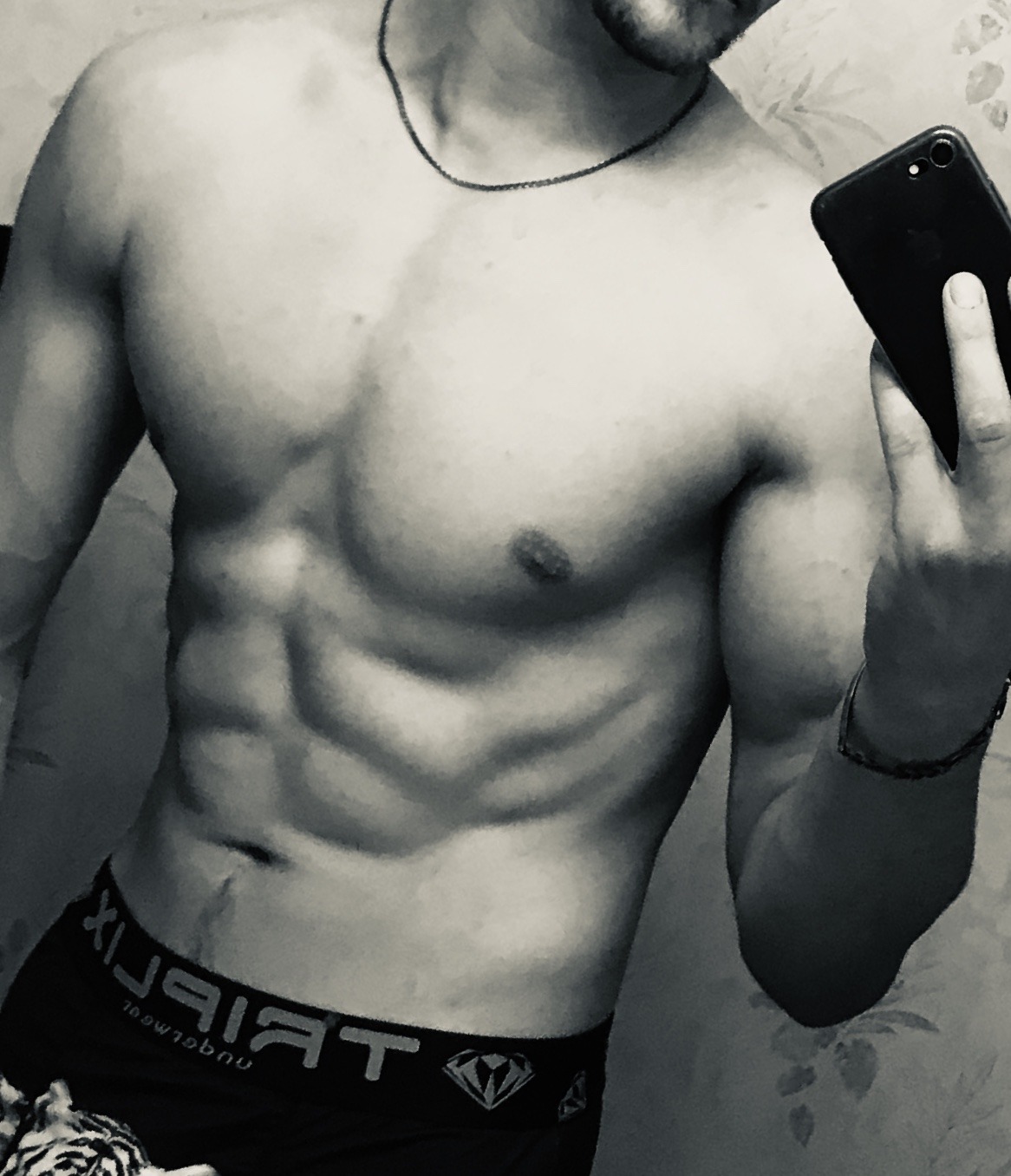 Profil de Moustafa, 27 ans, Rencontre Mature à Assel