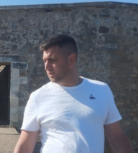 Profil de Abderraouf, 33 ans, Rencontre Mature à Helmdange