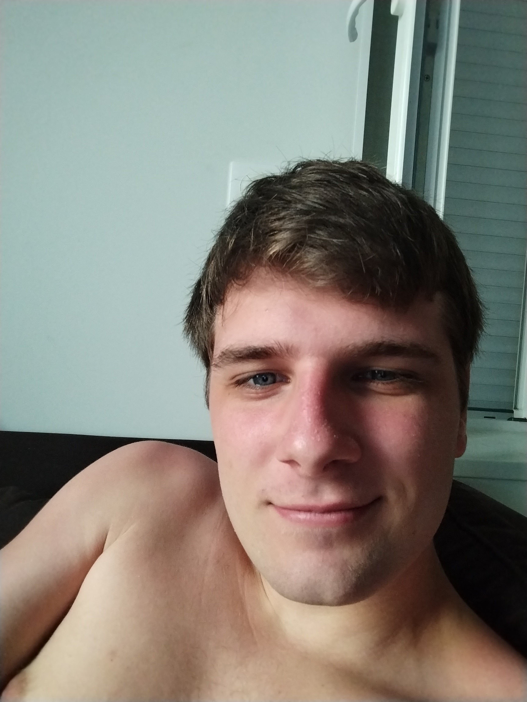 Profil de Lorenz, 24 ans, Rencontre Mature à Burmerange