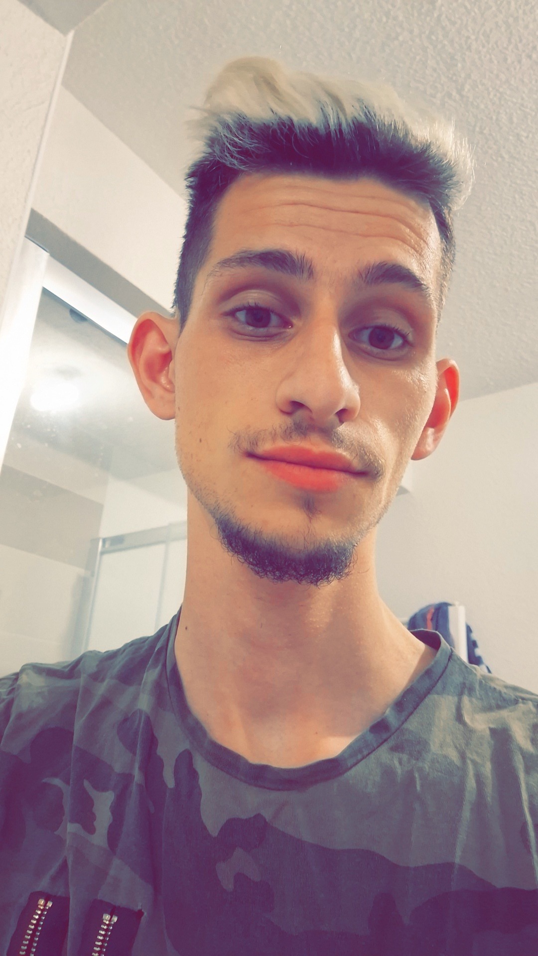 Profil de Selmene, 27 ans, Rencontre Mature à Boevange