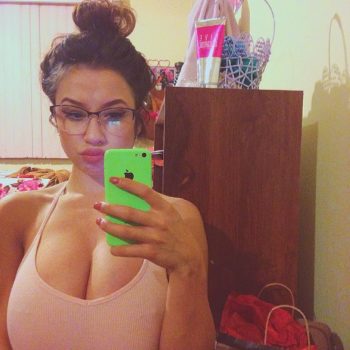 Profil de Camille, 32 ans, Rencontre Mature à Asselscheuer