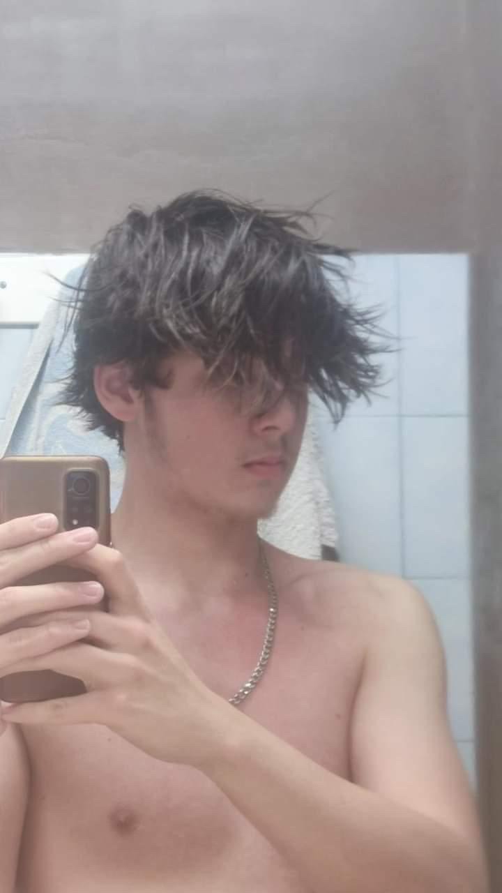 Profil de Jonathan, 19 ans, Rencontre Mature à Putscheid