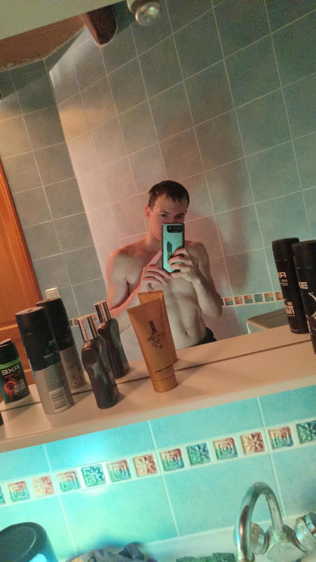 Profil de Isham, 24 ans, Rencontre Mature à Urspelt